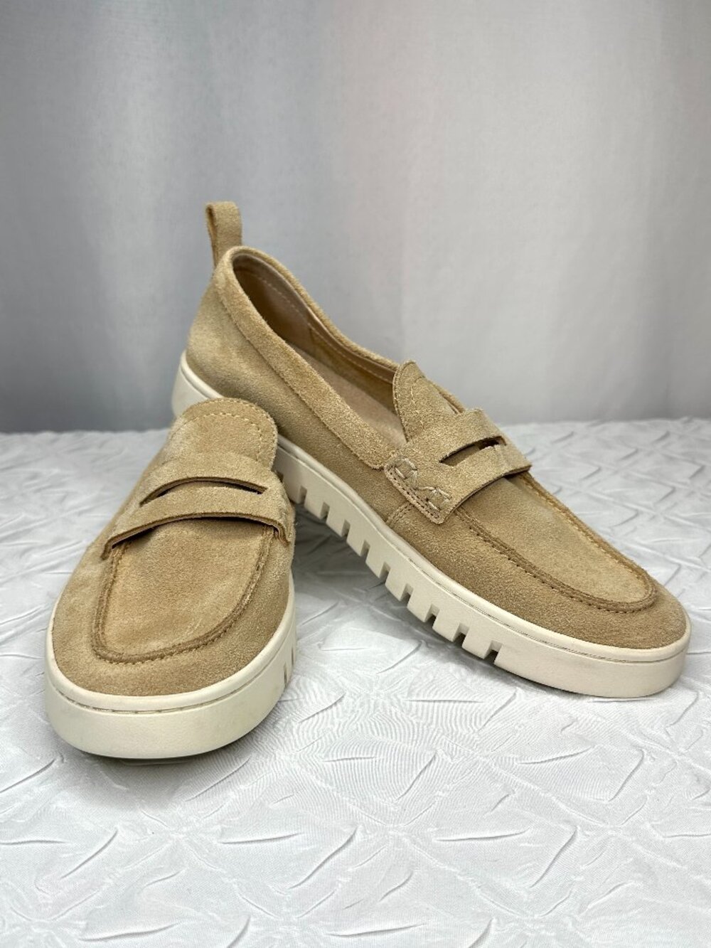 Vionic Uptown Hybrid Loafers, Size 9 Orthotic Platform Preppy Classic Color Sand